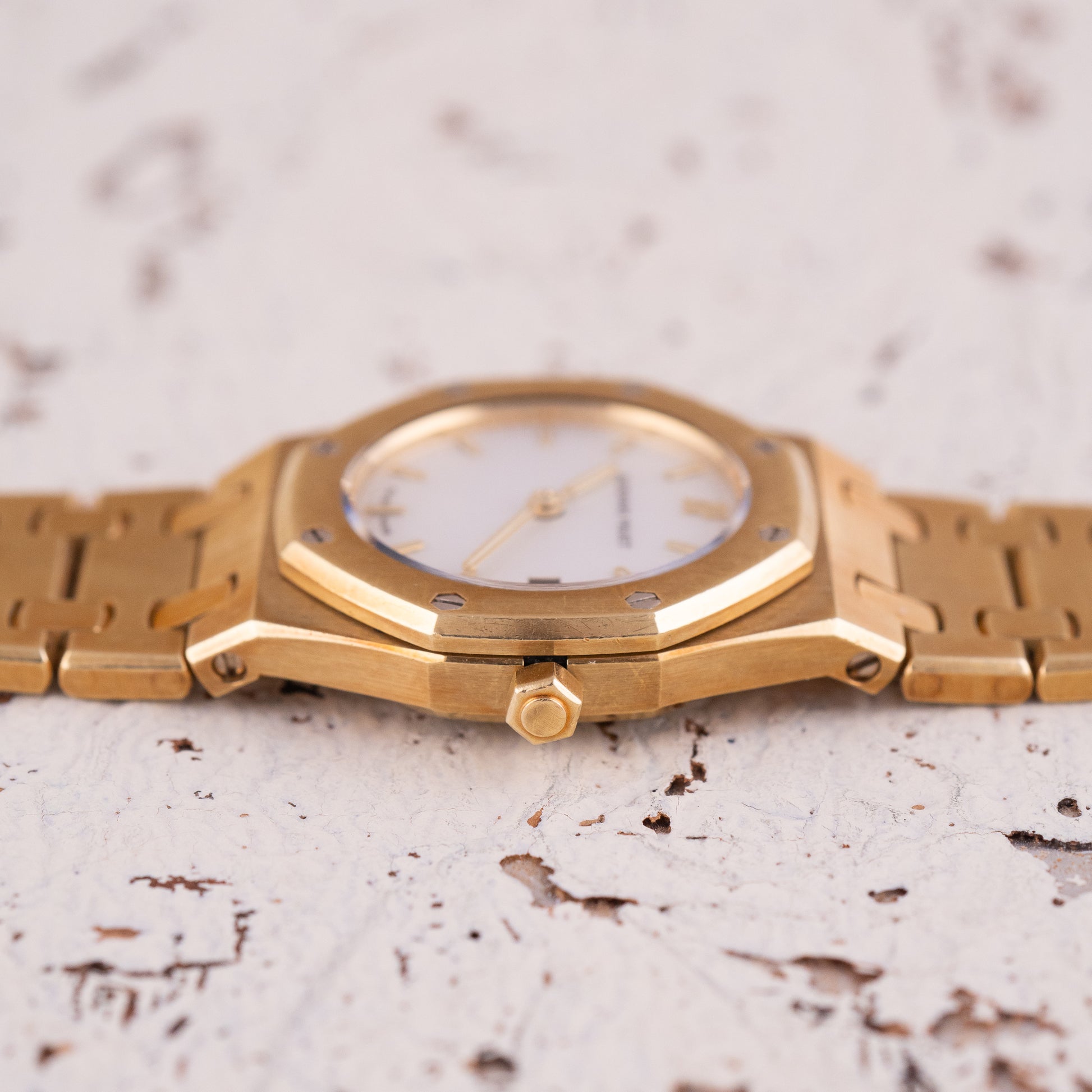 Audemars Piguet "Mini" Royal Oak MOP (Mother of pearl dial) Ref.66270BA