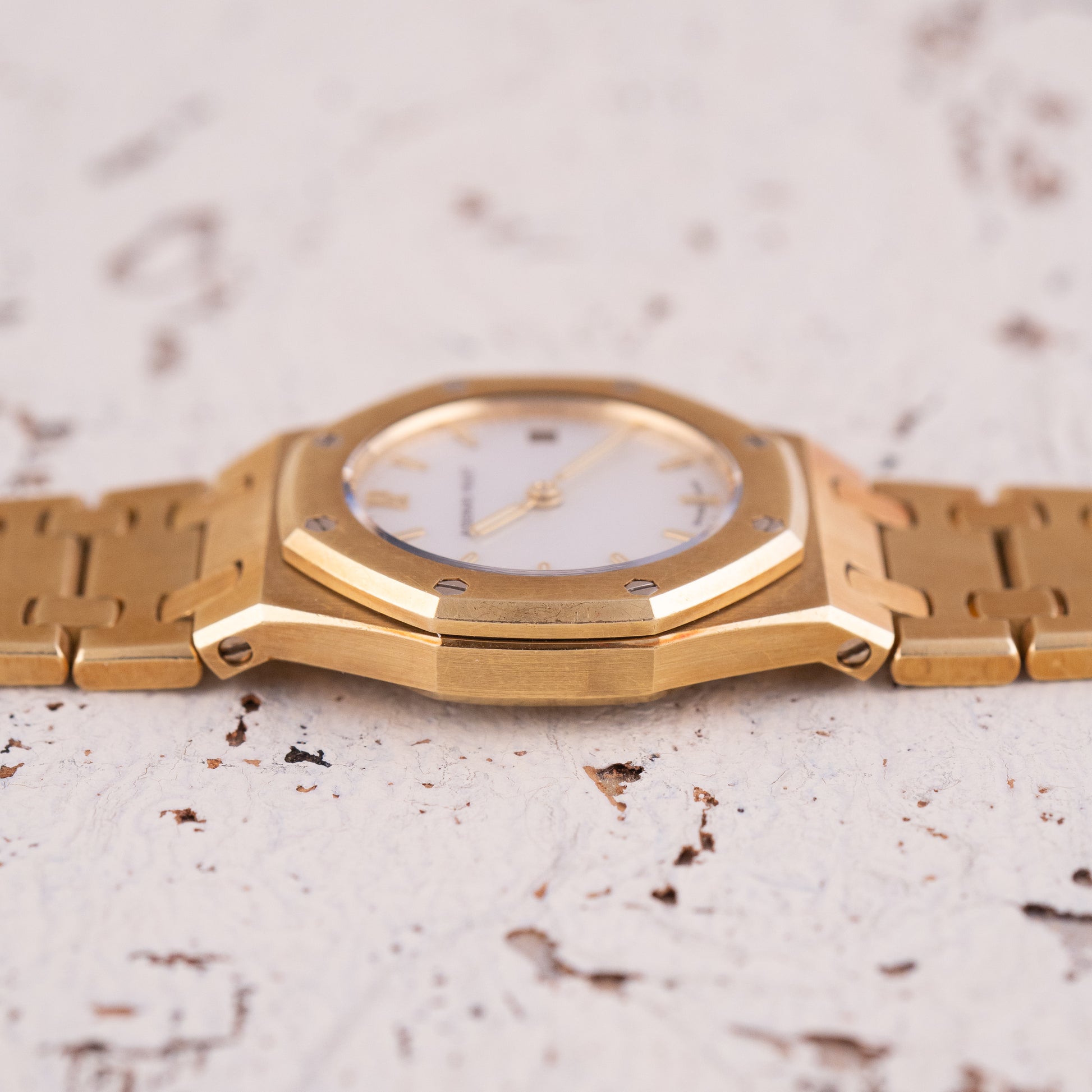 Audemars Piguet "Mini" Royal Oak MOP (Mother of pearl dial) Ref.66270BA