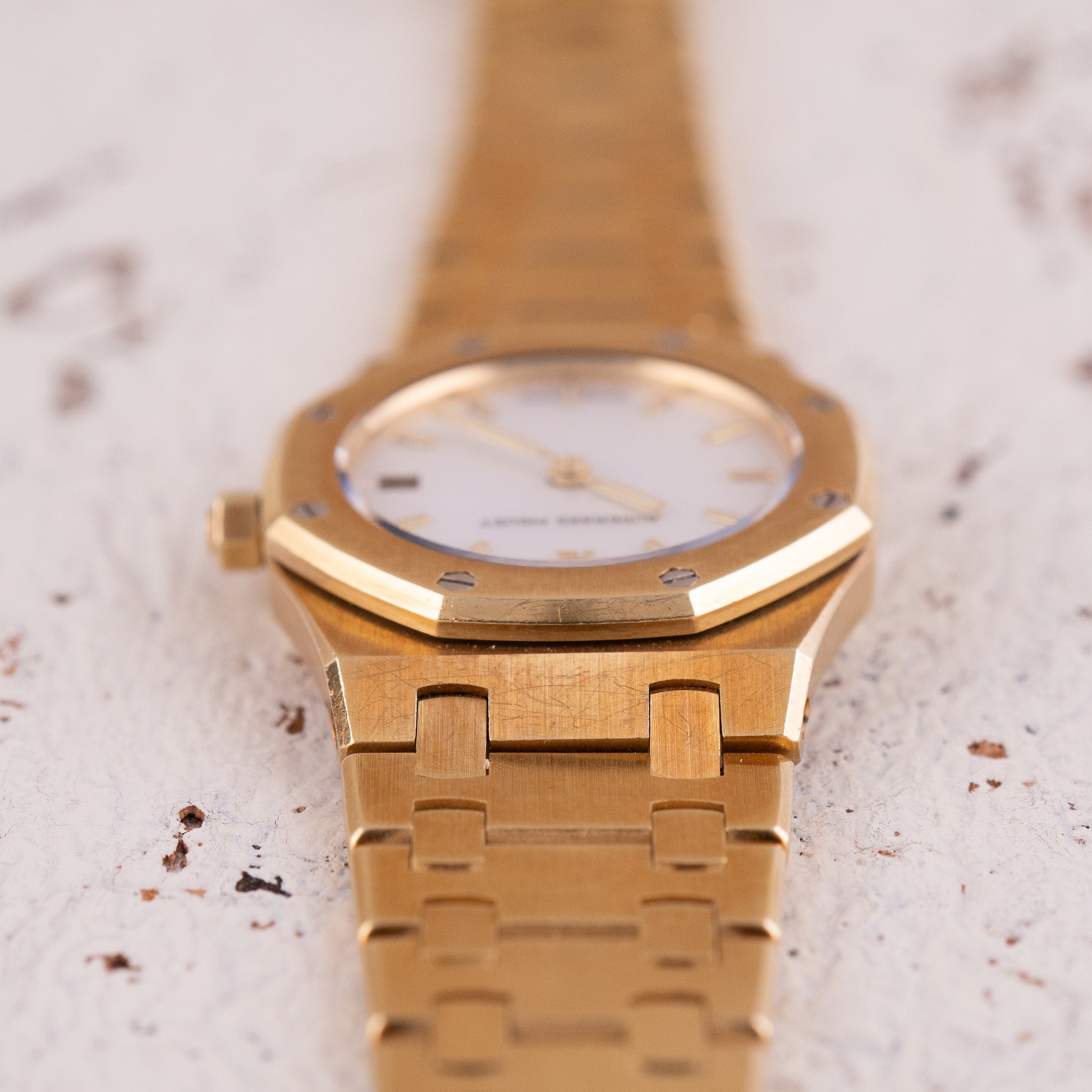 Audemars Piguet "Mini" Royal Oak MOP (Mother of pearl dial) Ref.66270BA