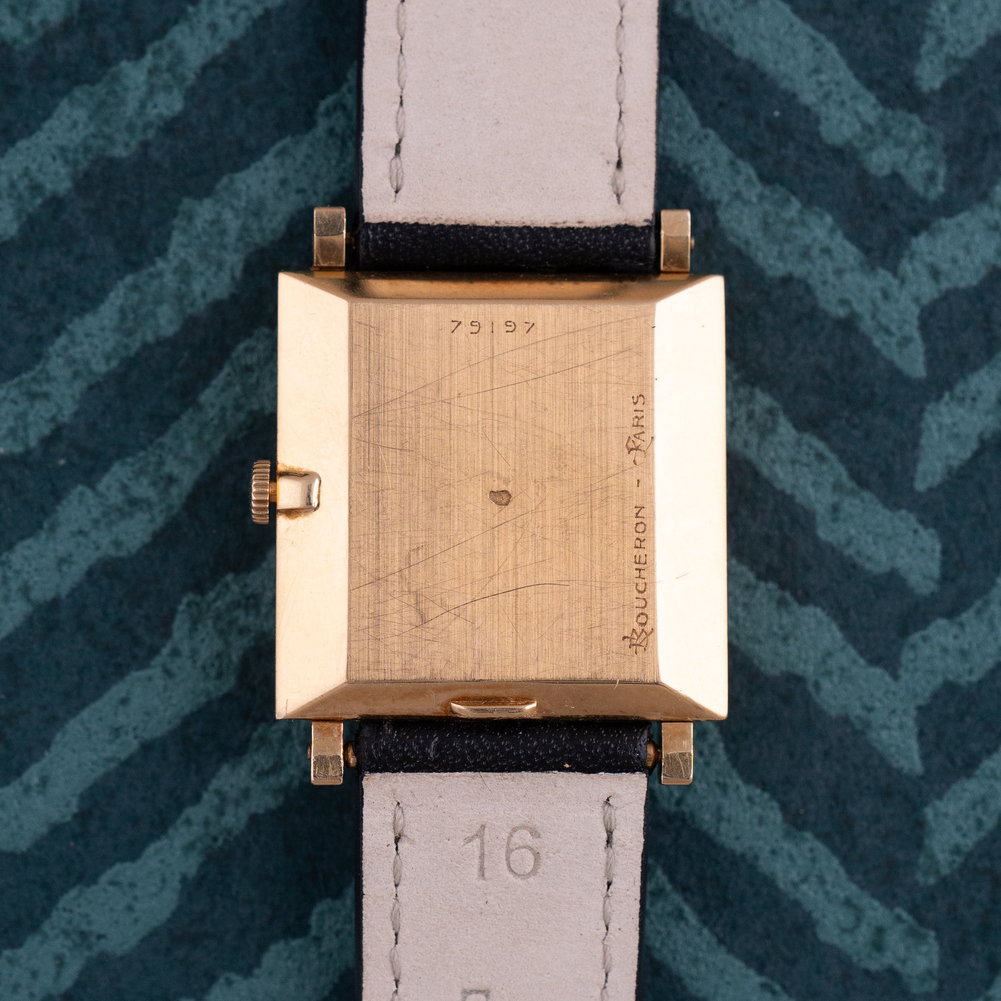 Boucheron Carrée Roman Numerals