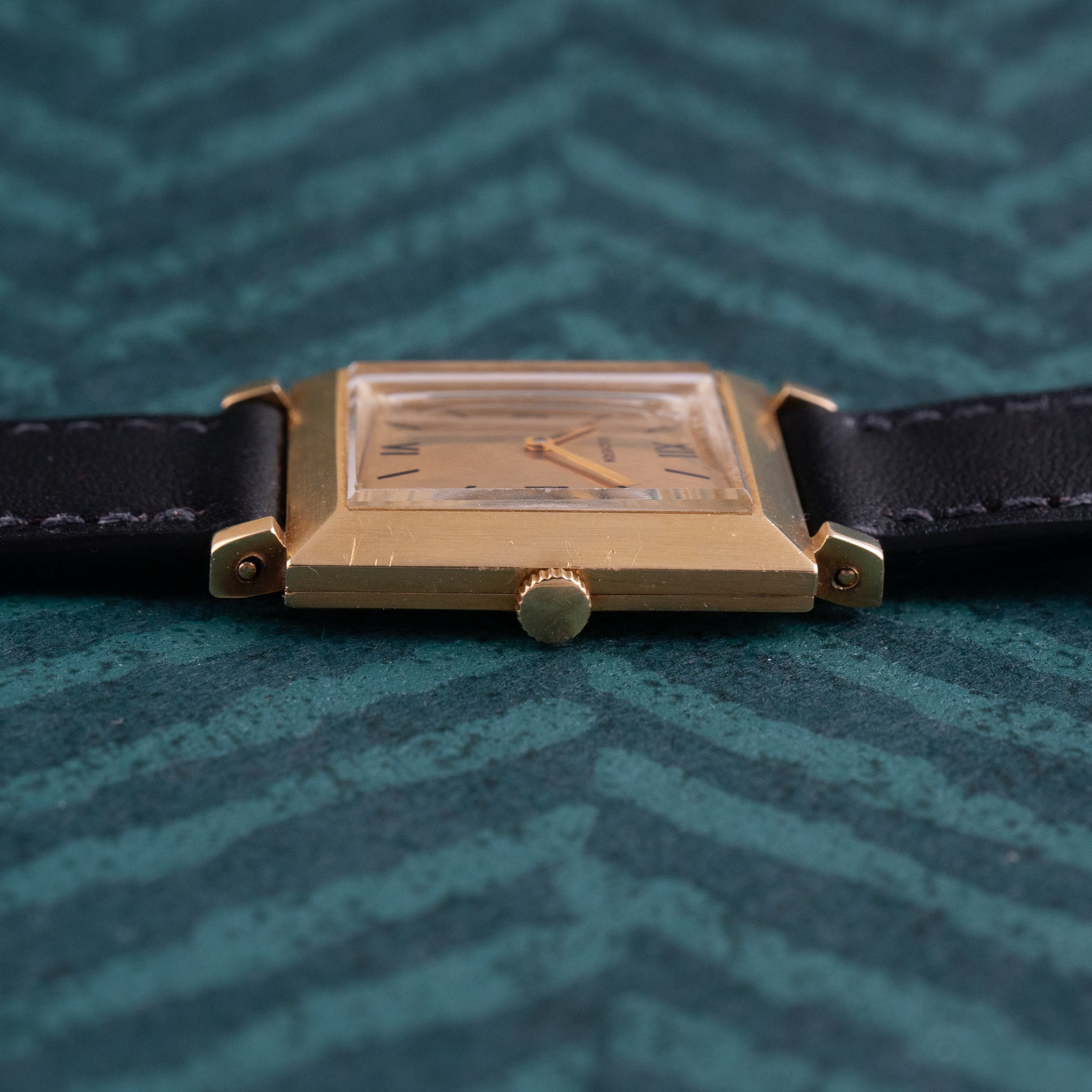 Boucheron Carrée Roman Numerals