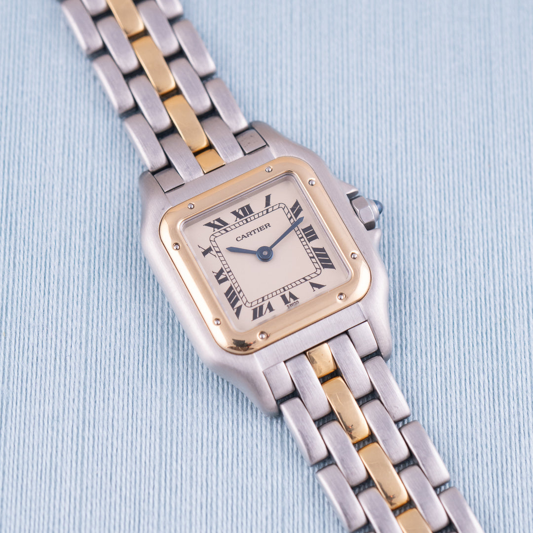 Cartier Panthere small size Ref. 66921 one gold row