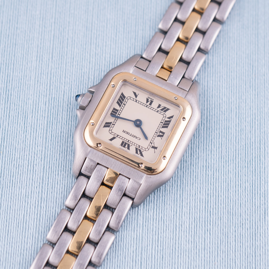 Cartier Panthere small size Ref. 66921 one gold row