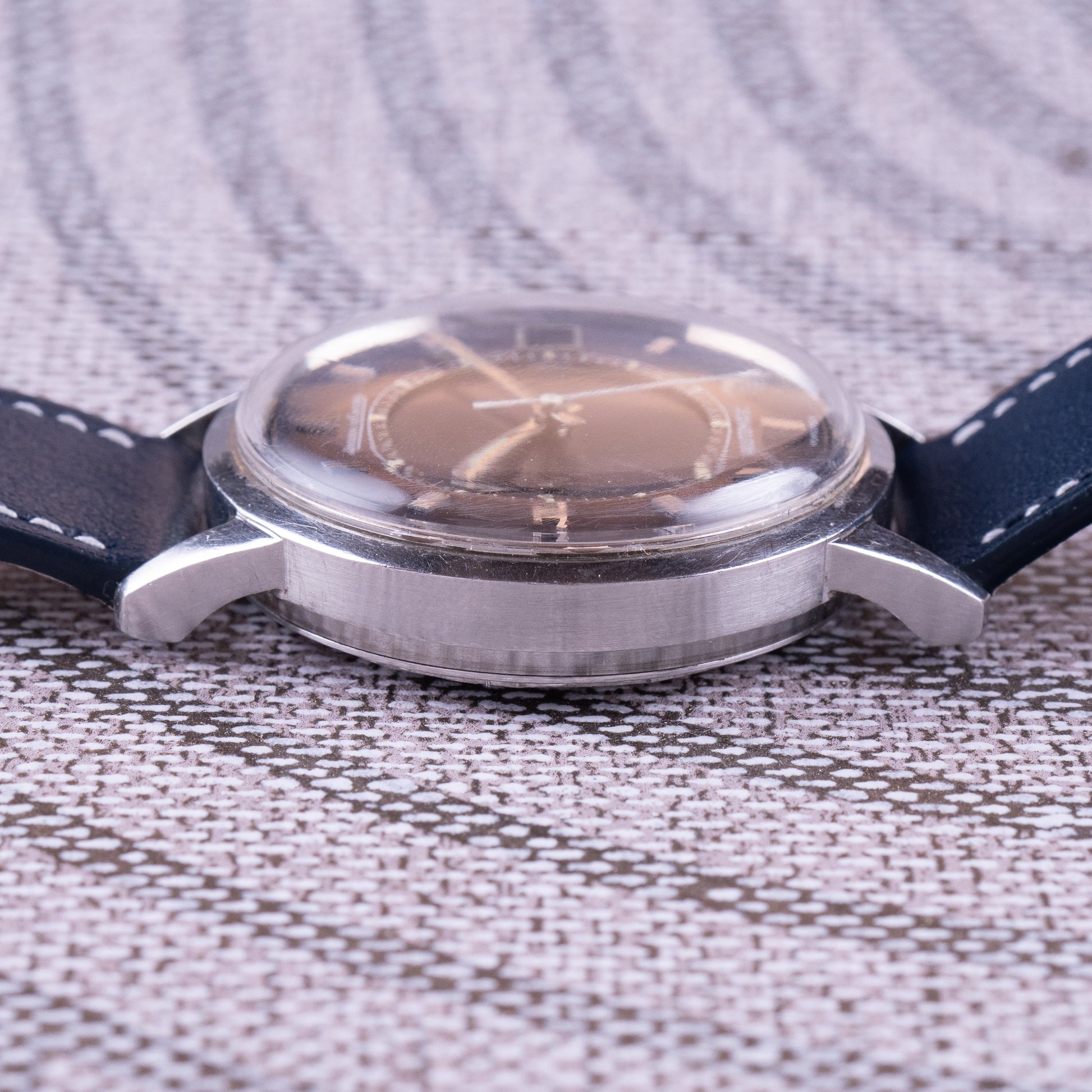 Memovox Ref.E875 Tropical Caramel-Blue dial