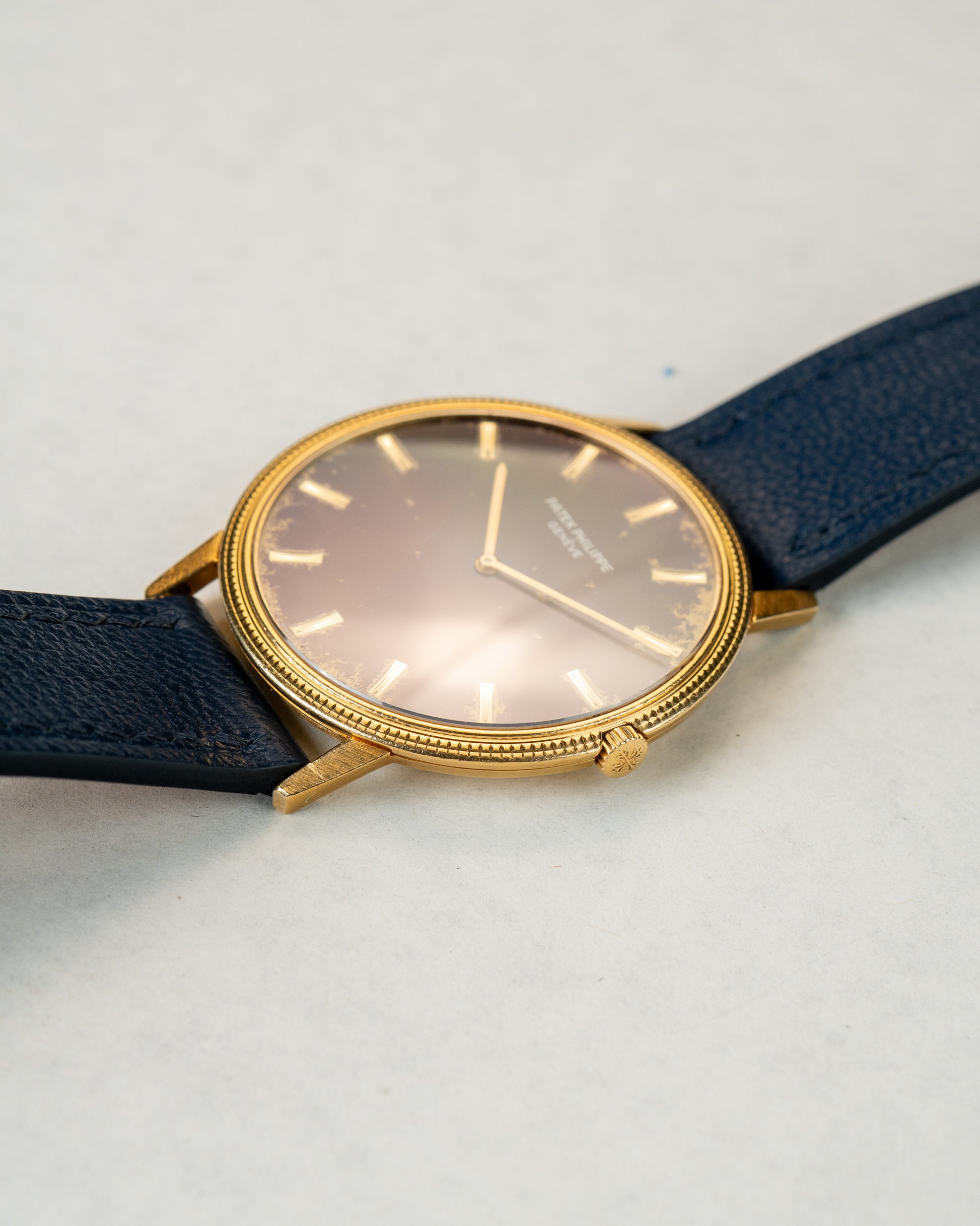 Calatrava Ref.3590 Tropical purple "lightning" dial