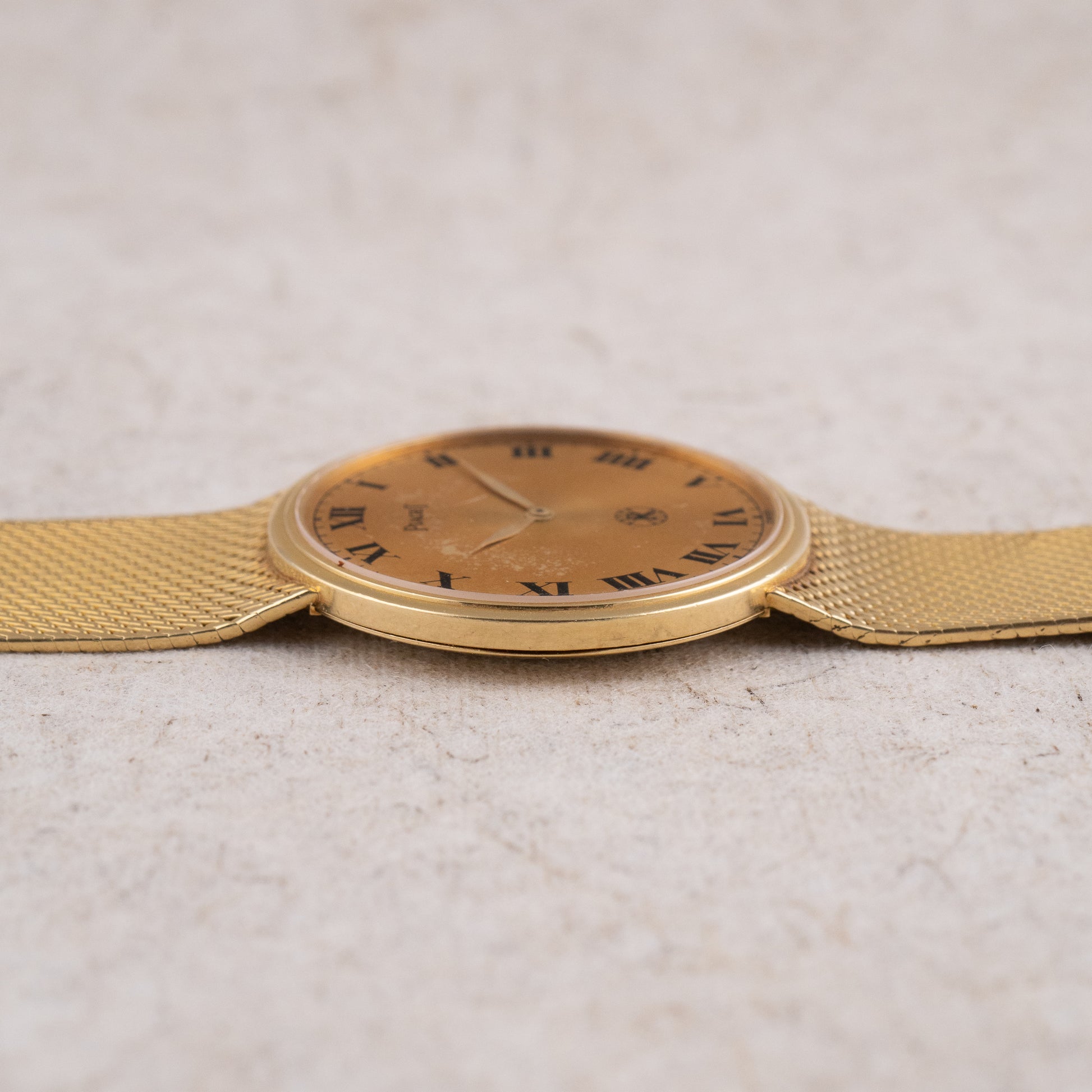 Piaget Round Rothshild logo Ref. 9643 B11