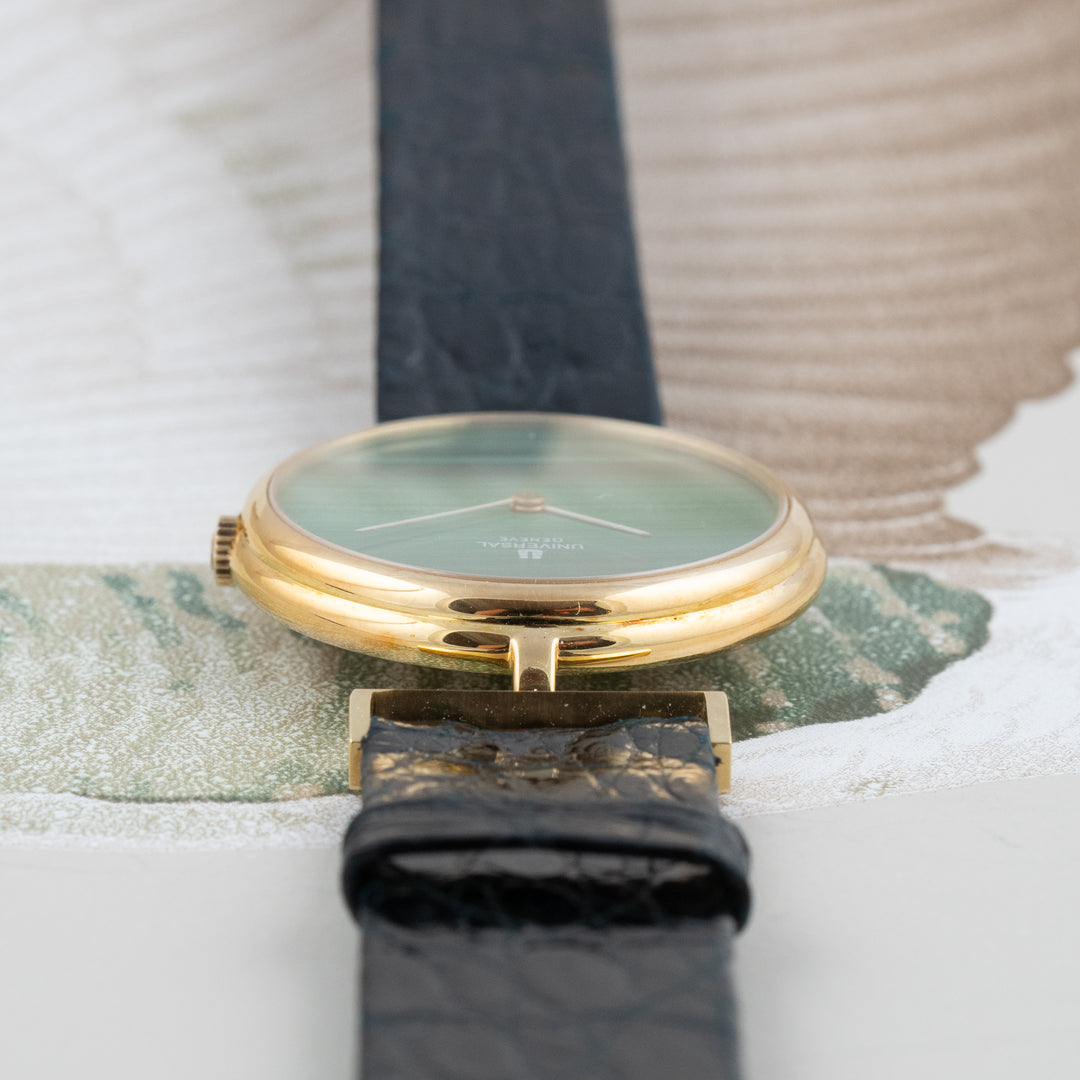 Universal Genève Ref. 1405 Malachite dial