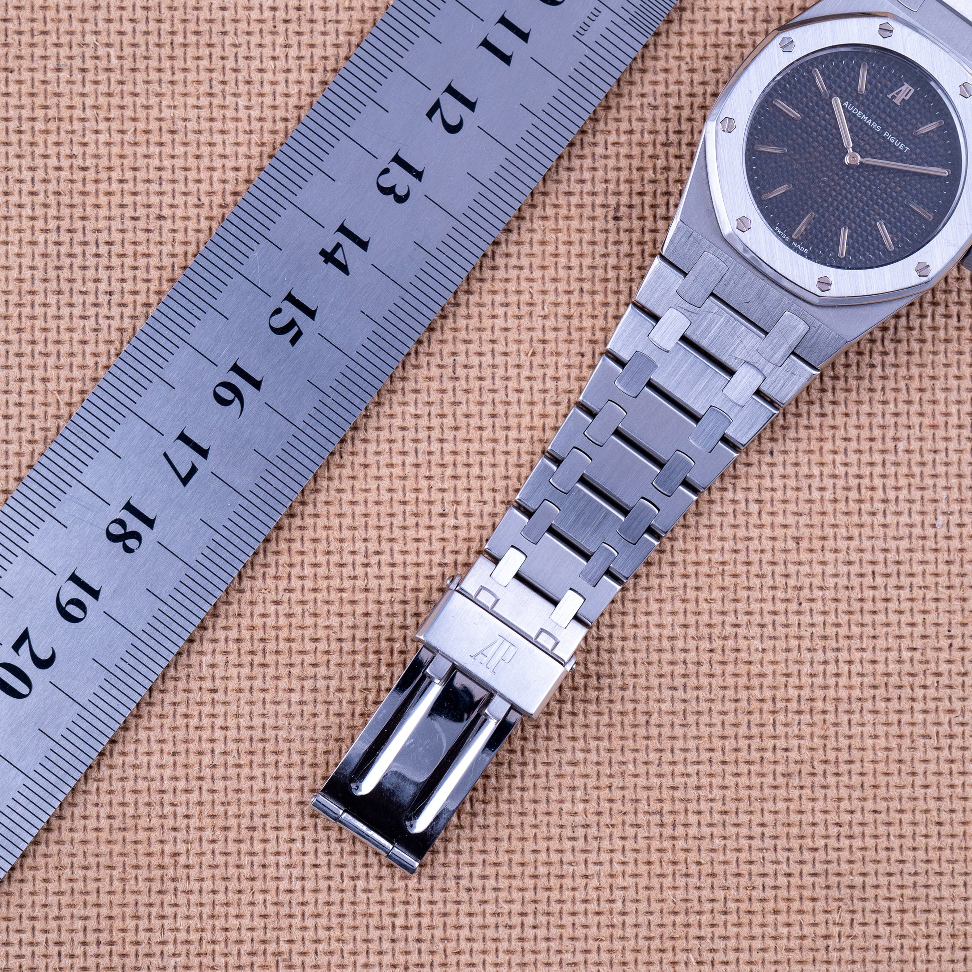 Tropical Royal Oak Ref.56303ST