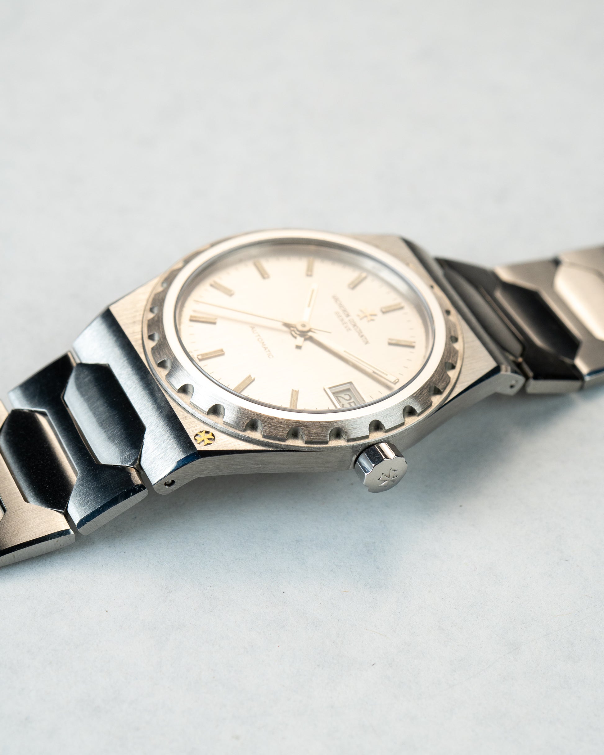 222 Ref.46003 Original owner with box