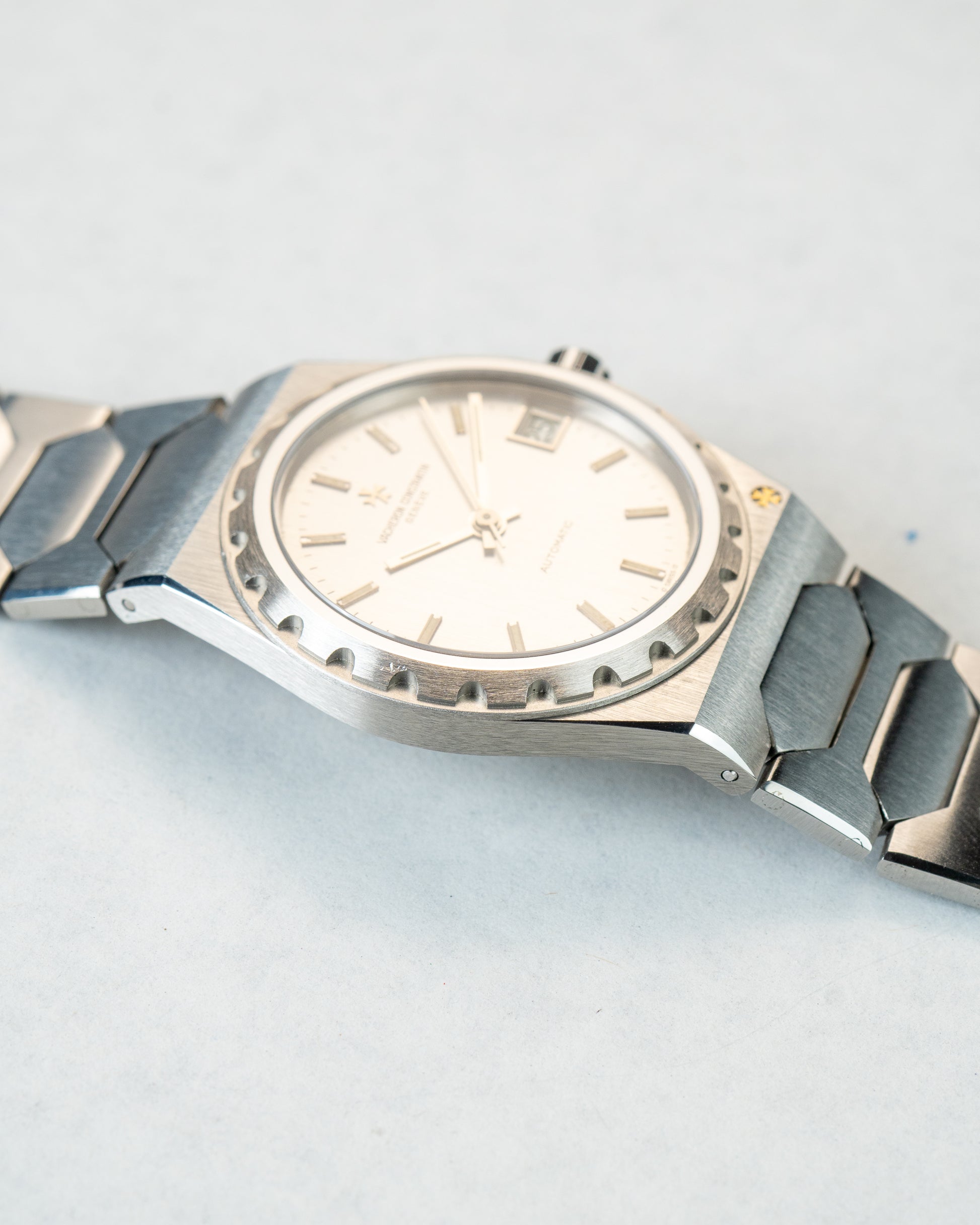 222 Ref.46003 Original owner with box